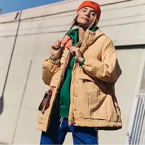 FP Movement by Free People Jackets & Blazers - NWT • FP Movement By Free People Billy Boxy Insulated in Nectar